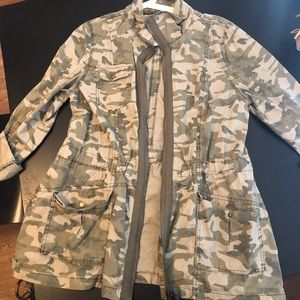 Camo Women’s jacket